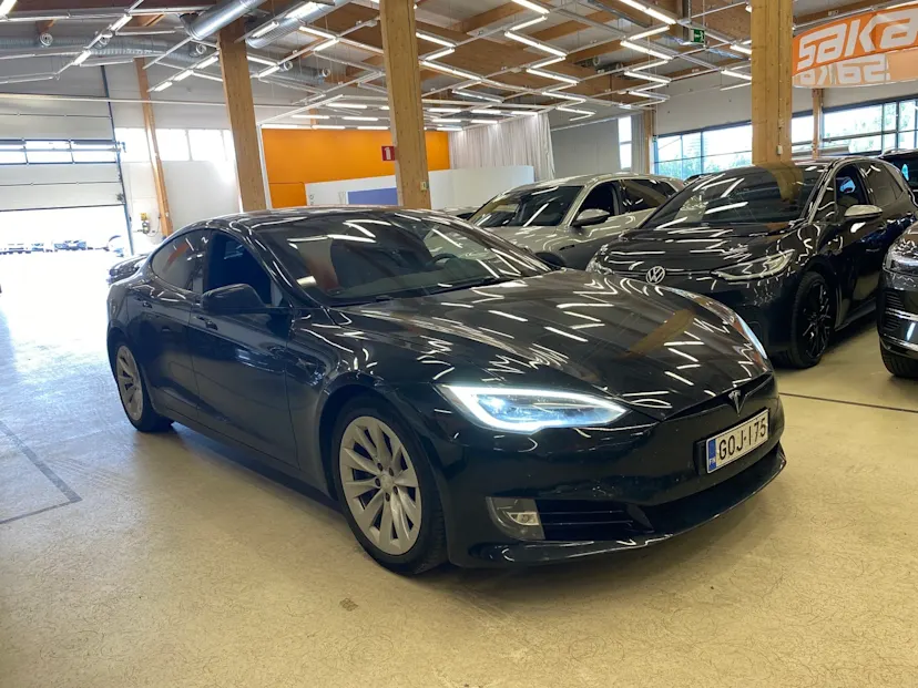 Tesla Model S