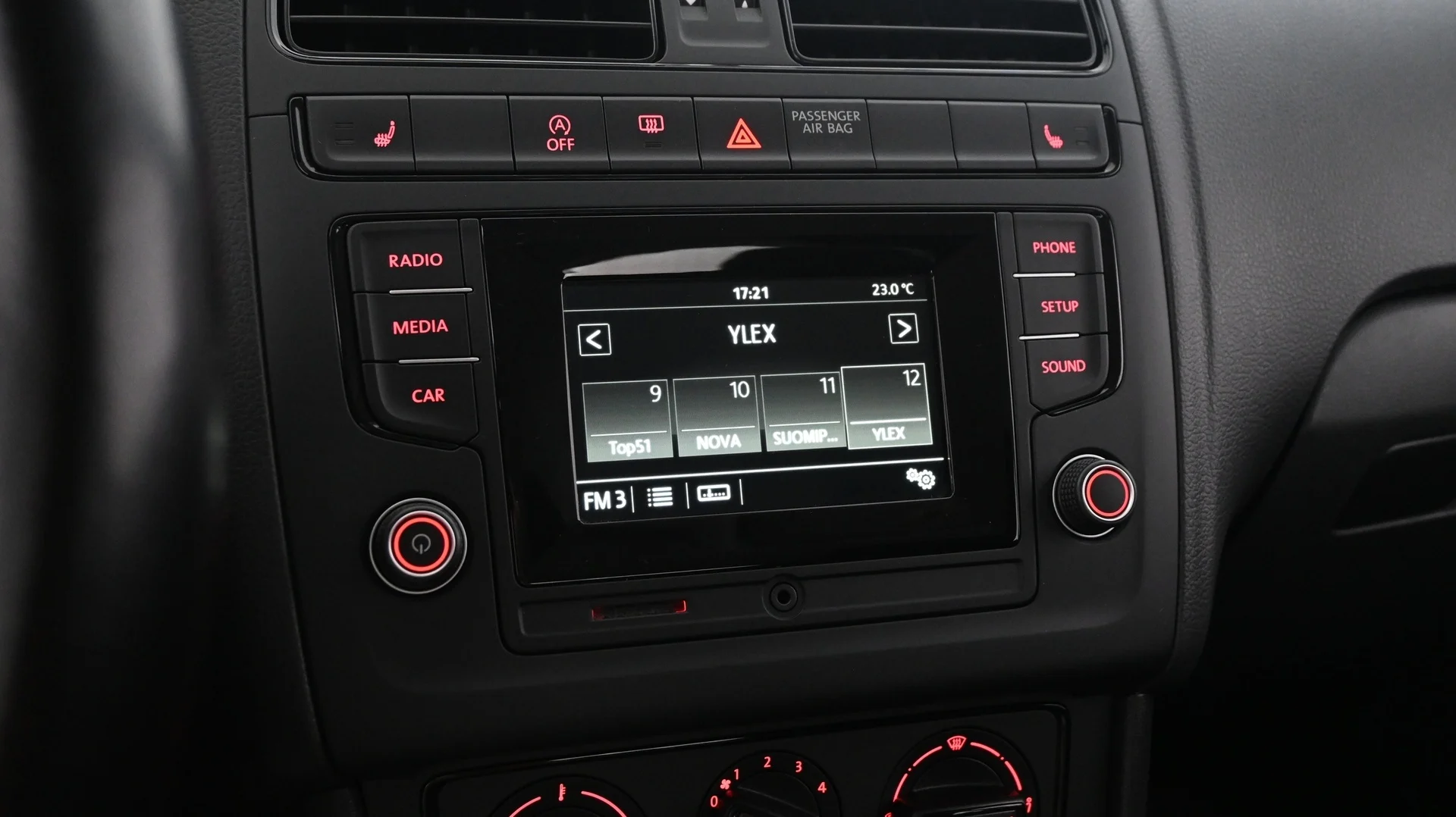 Car Image - 33YcLhea3ctTyZkhZkodbL