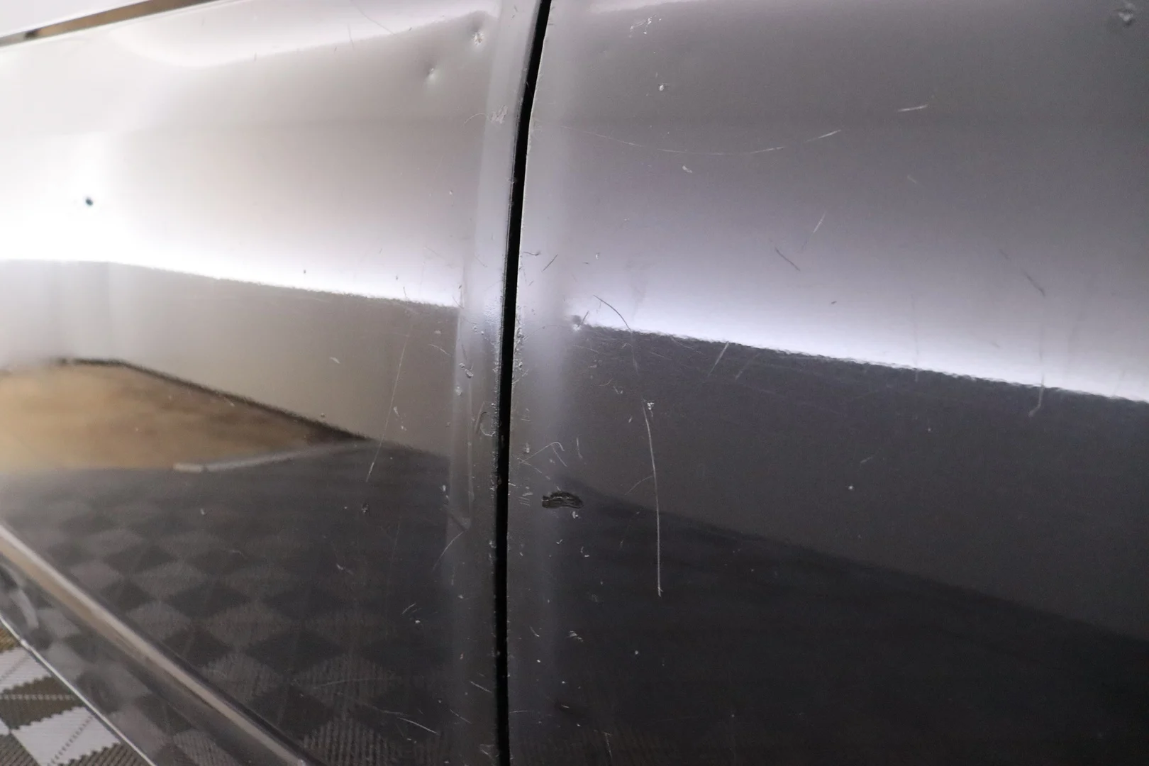 Car Image - 1FyS825JiXBvQPvA8qQqZD