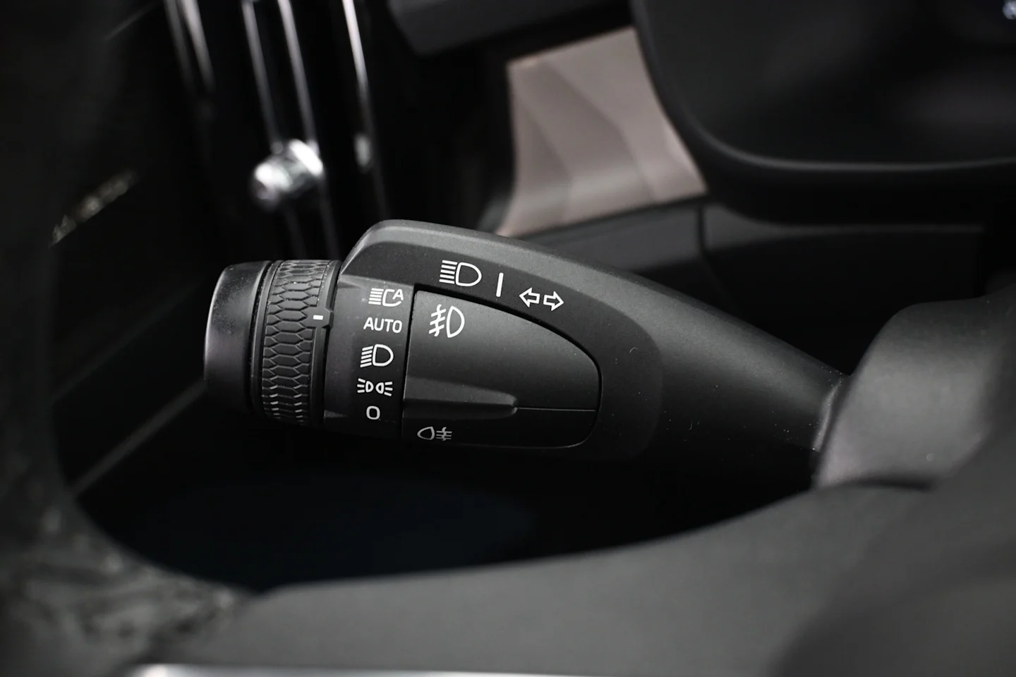 Car Image - 6ASo3uzImekx8Lg2LNgY0Q