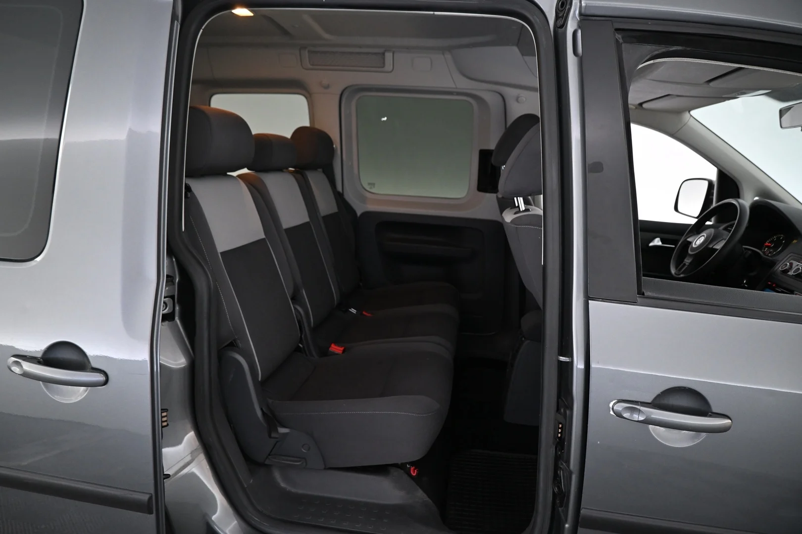 Car Image - 2oEKUcmhjYbNHp7bQhxWIT