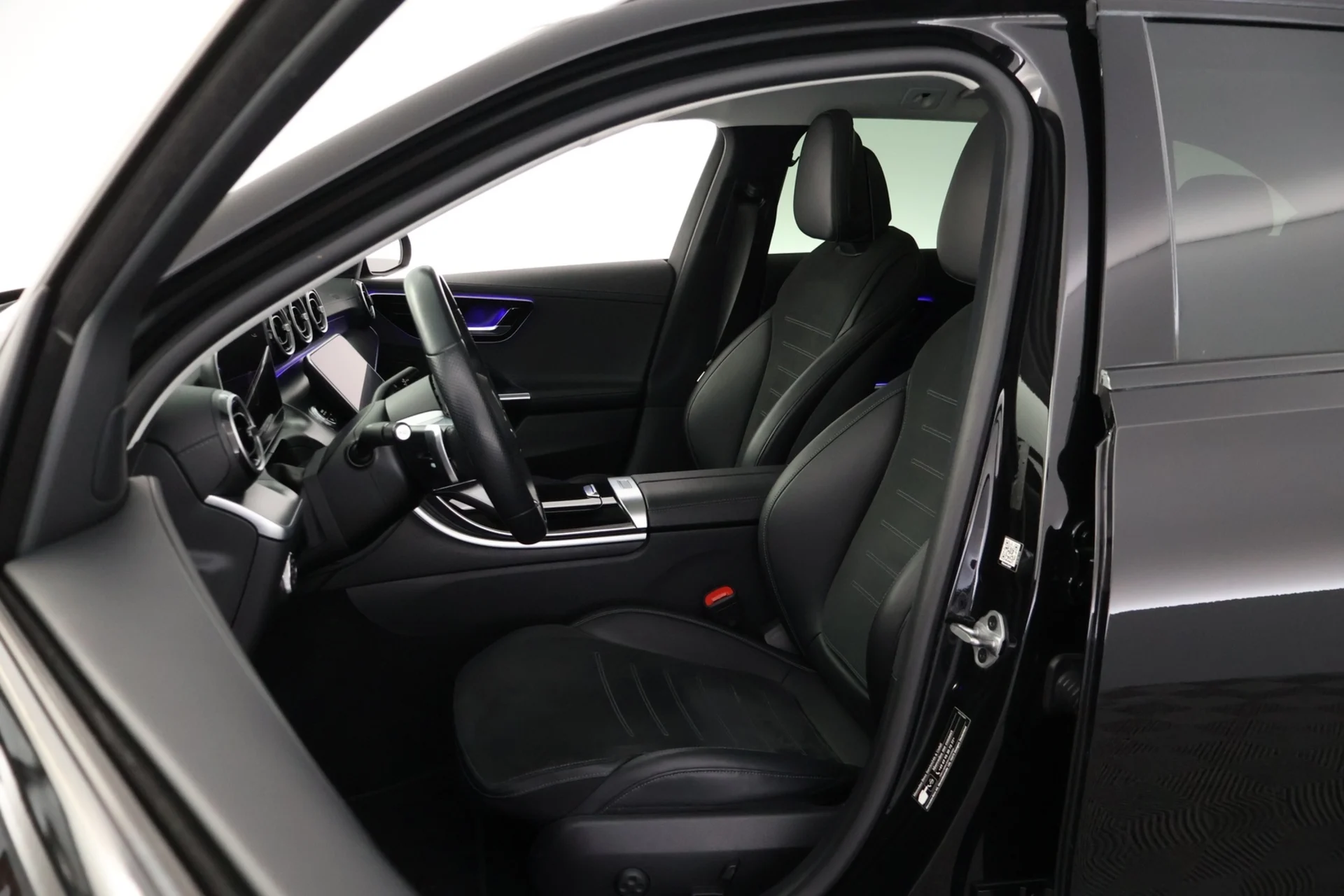 Car Image - 5Ae3ZCj7jIlgoFfOuUdIkD