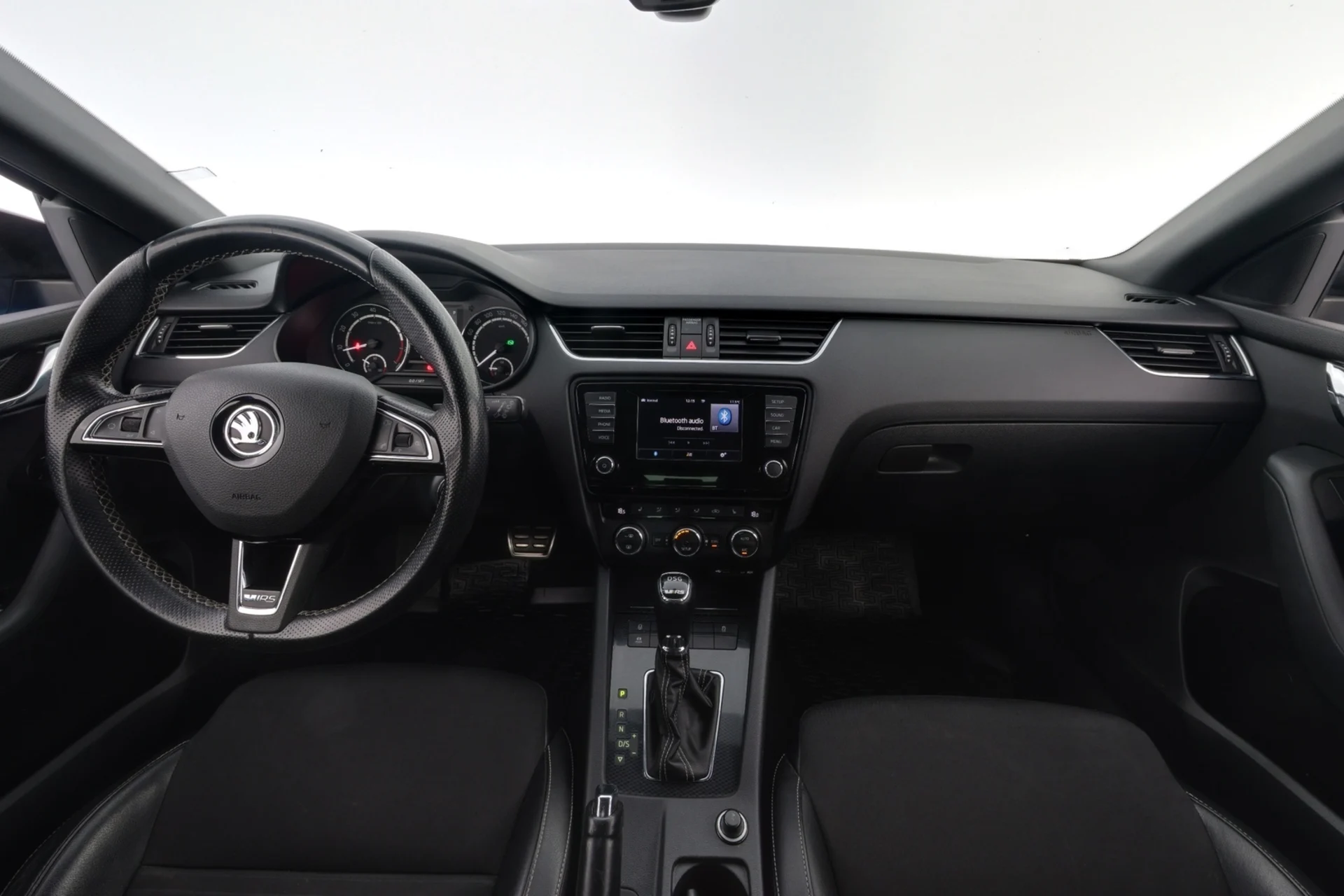 Car Image - 6OA9XdqLFa3XfooIkri4OM
