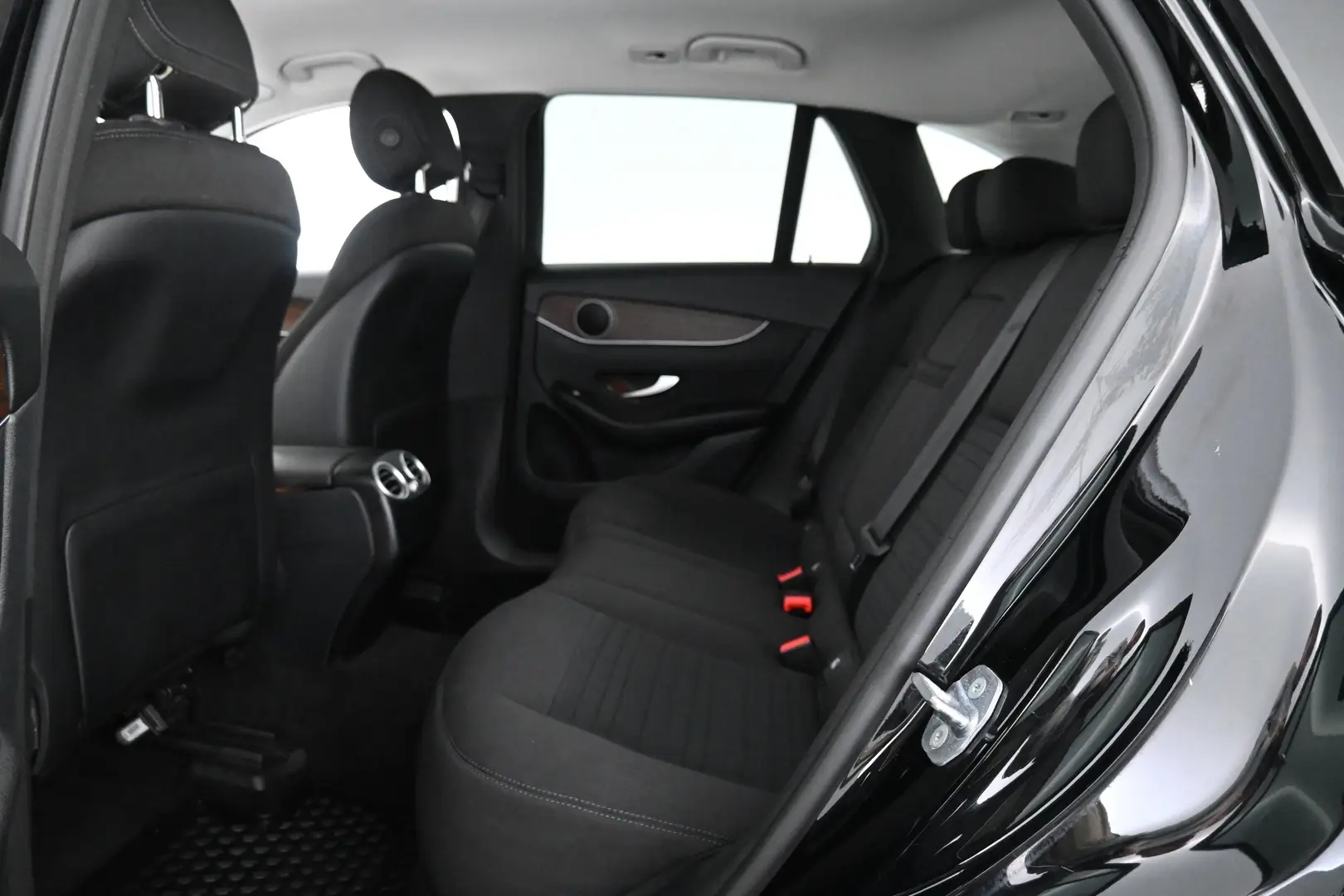 Car Image - 6dVAVa2QdXAyjtUO5Q7m2l