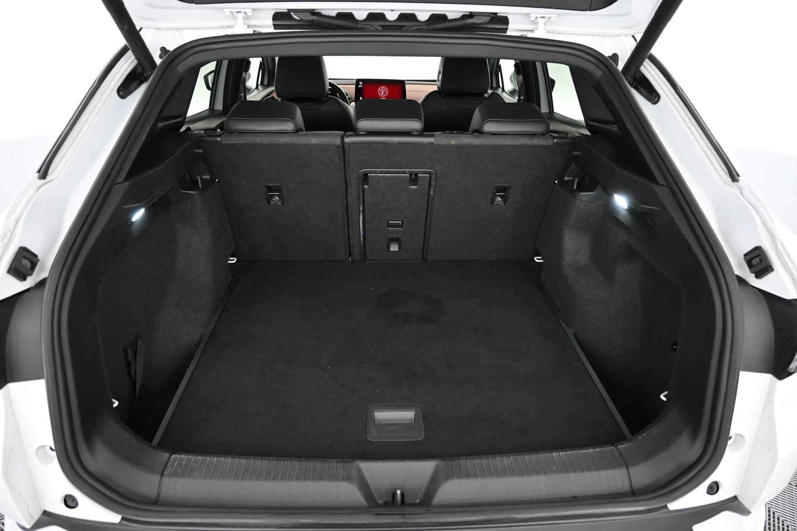 Car Image - 5XfiL0KQWB8BNWXf4b5kQ5