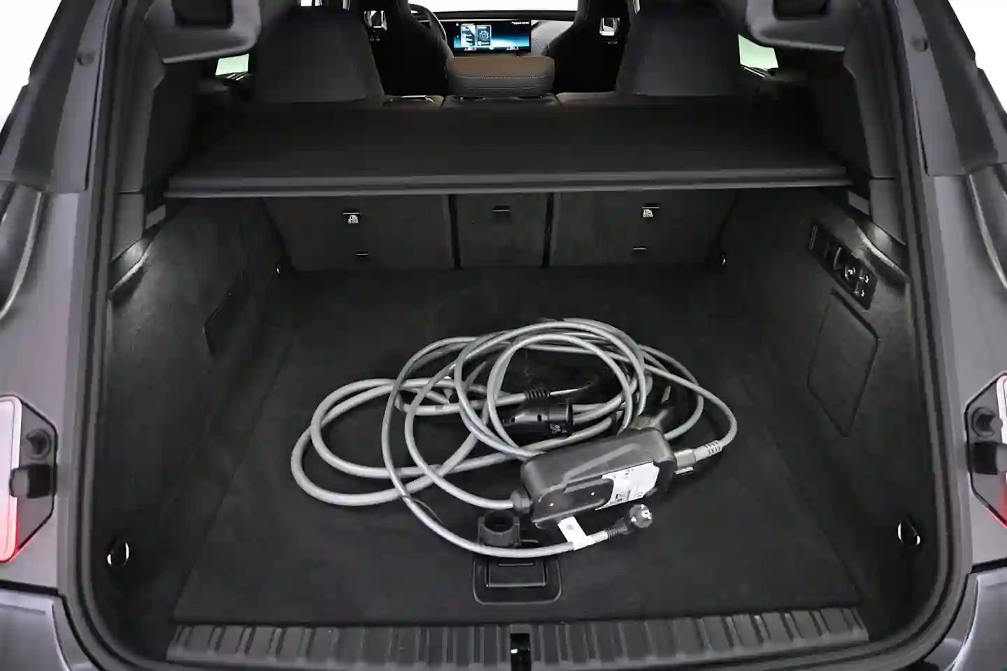 Car Image - 7rTJUAMaGug6jTm3Lm6Vto