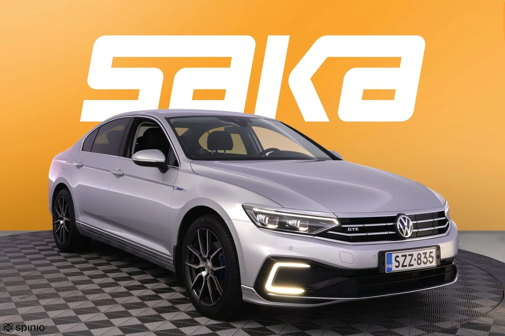 Car Image - 5nUXEul7H4xnBTfSazEEoM
