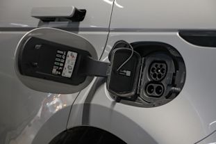 Sähköauton lataus: Mitä sinun tulee tietää?