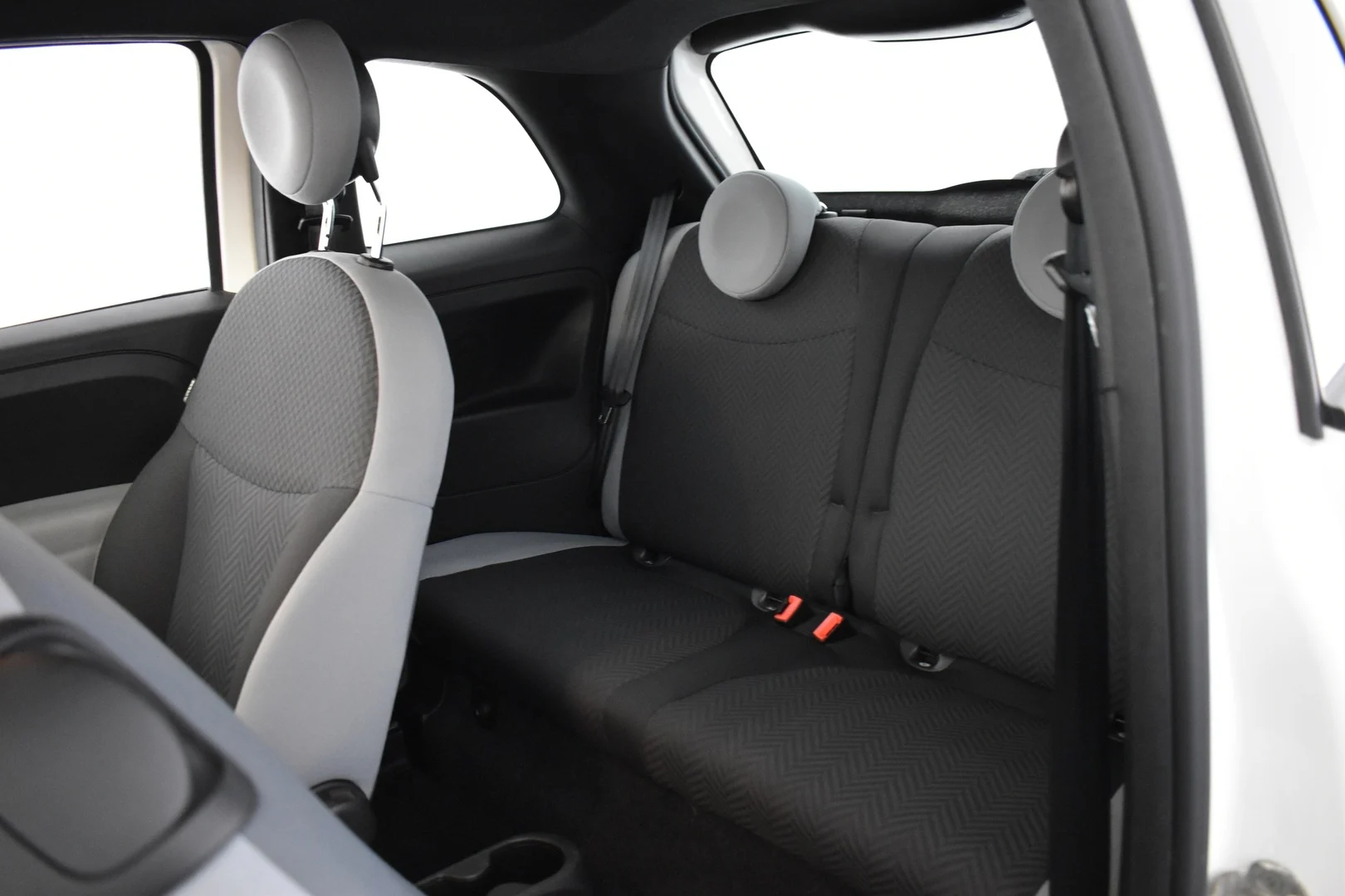 Car Image - 5Bnc0J8KgiT0DnTj2lmCXq