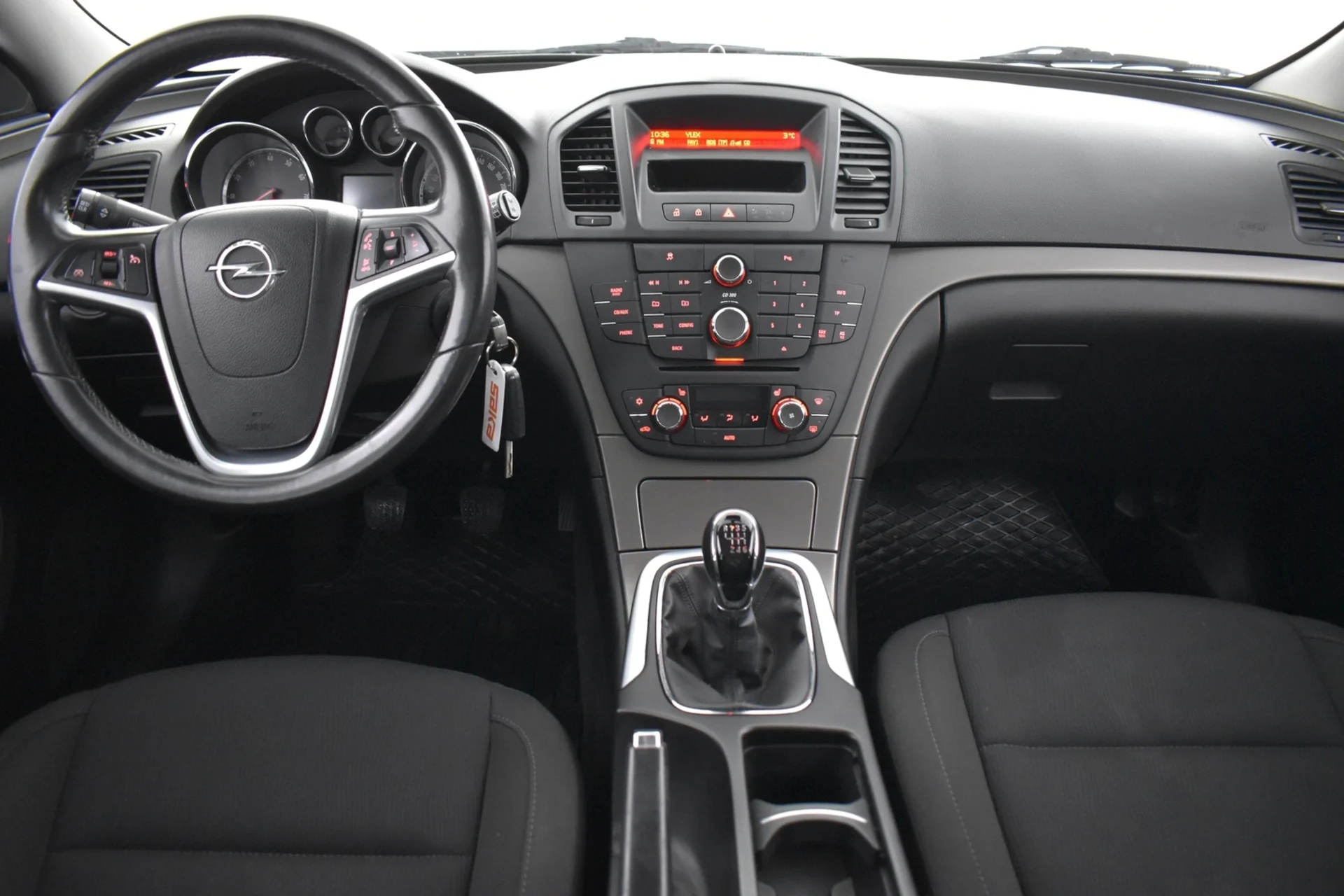 Car Image - 39vgPR39TFlIlAyyVh8fnO