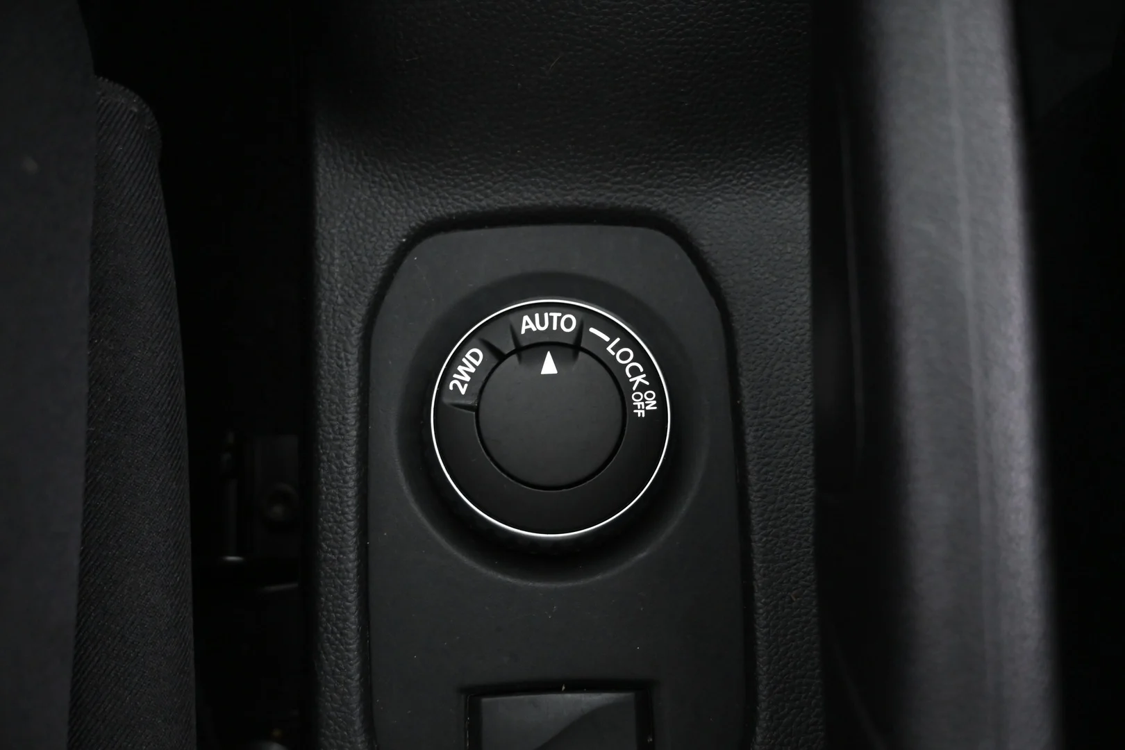 Car Image - 3tuOqiLibgbGUeHdEejT03