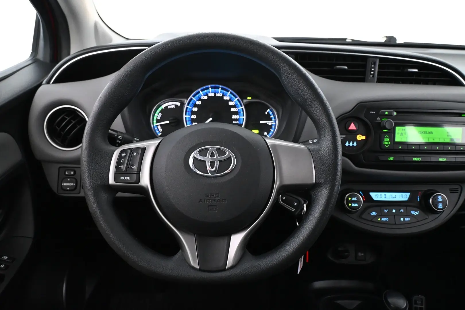 Car Image - 5YAPLAm0l1goLH6nJIq6ig