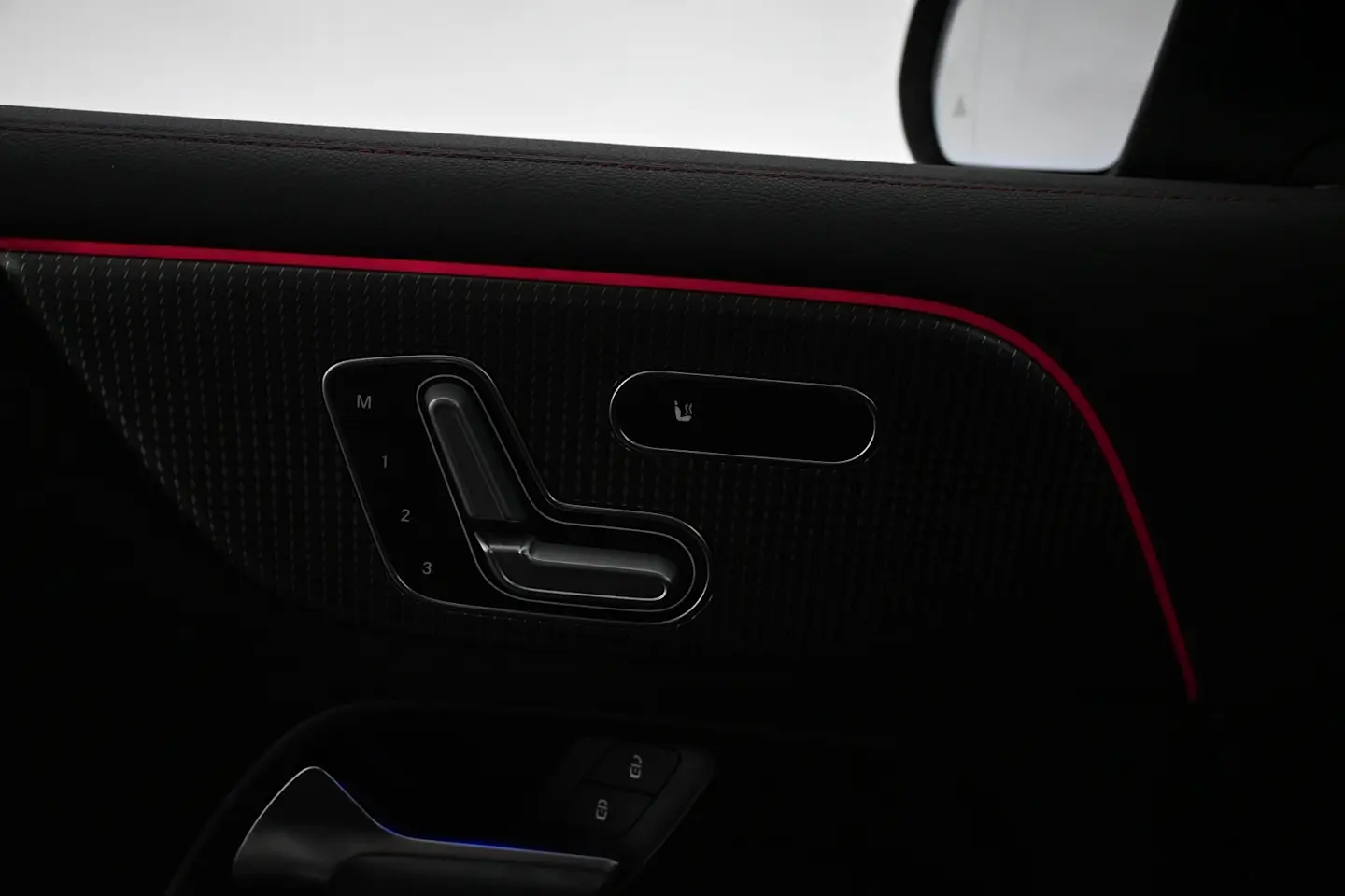 Car Image - UsILVOvaHHX3ahRXsKtTZ