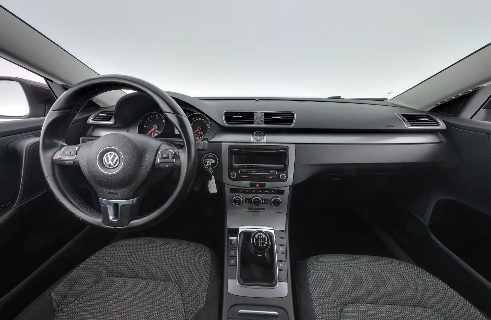 Car Image - LoJfefcC4VVdUdz2zeE6V