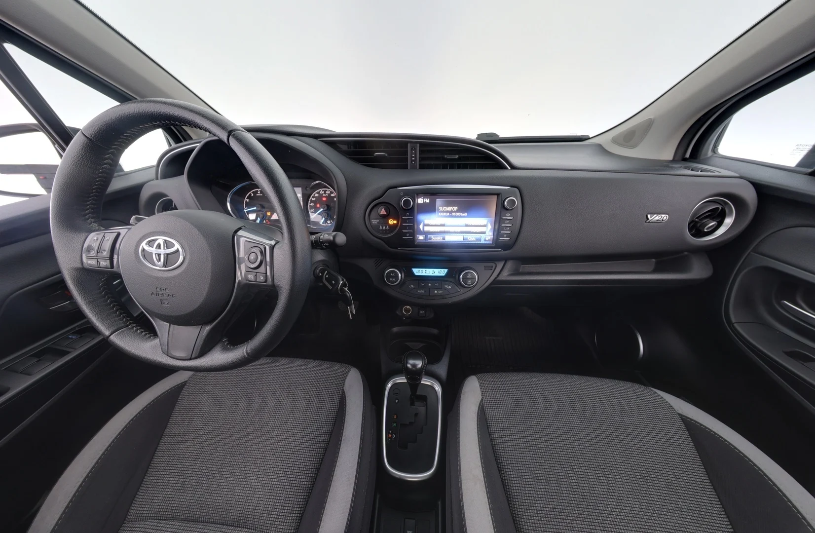 Car Image - 1QH5Hi8LyrFwUT1Luy6gvR