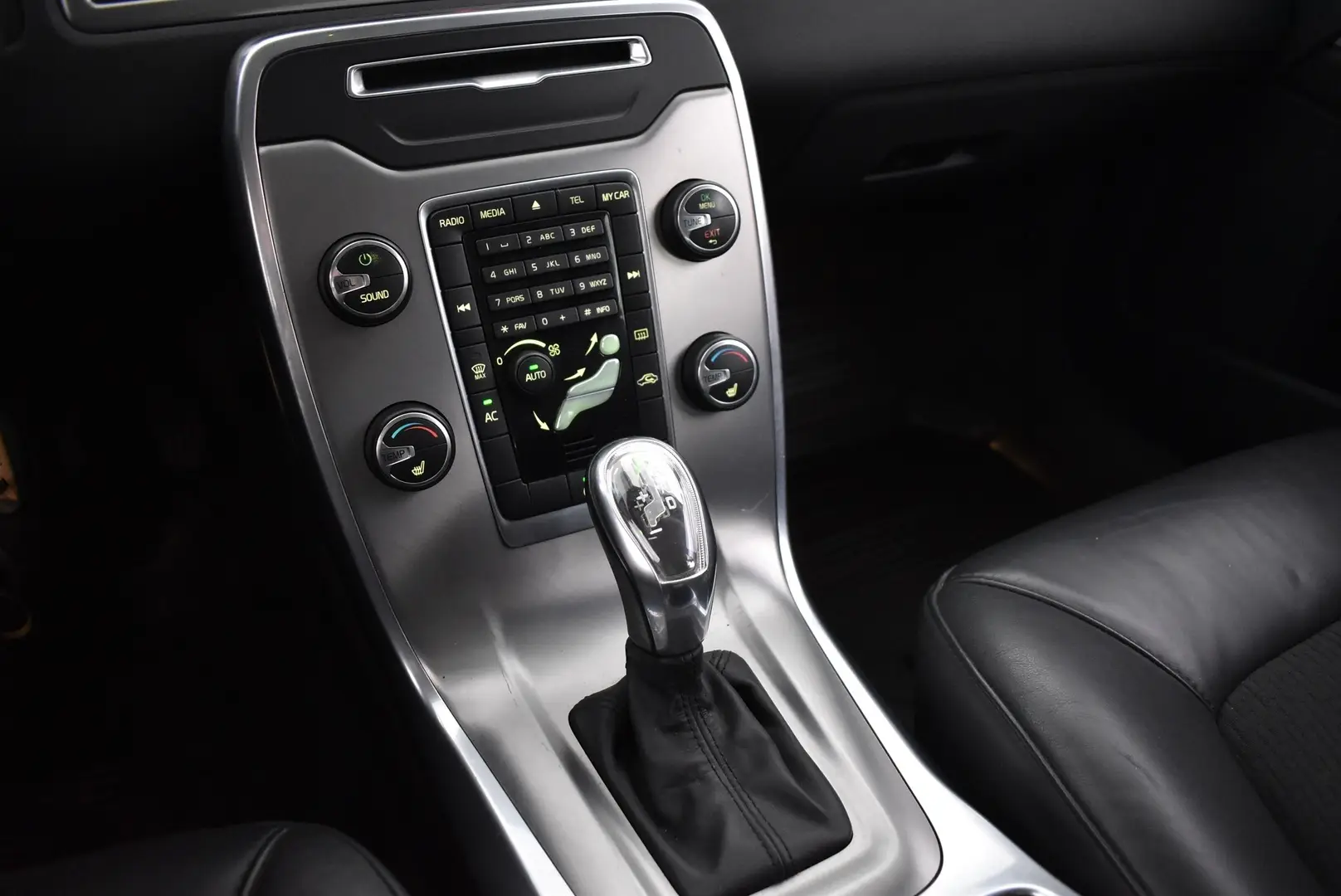 Car Image - 7DeHVjbRZ5nilD6P6XWyWE
