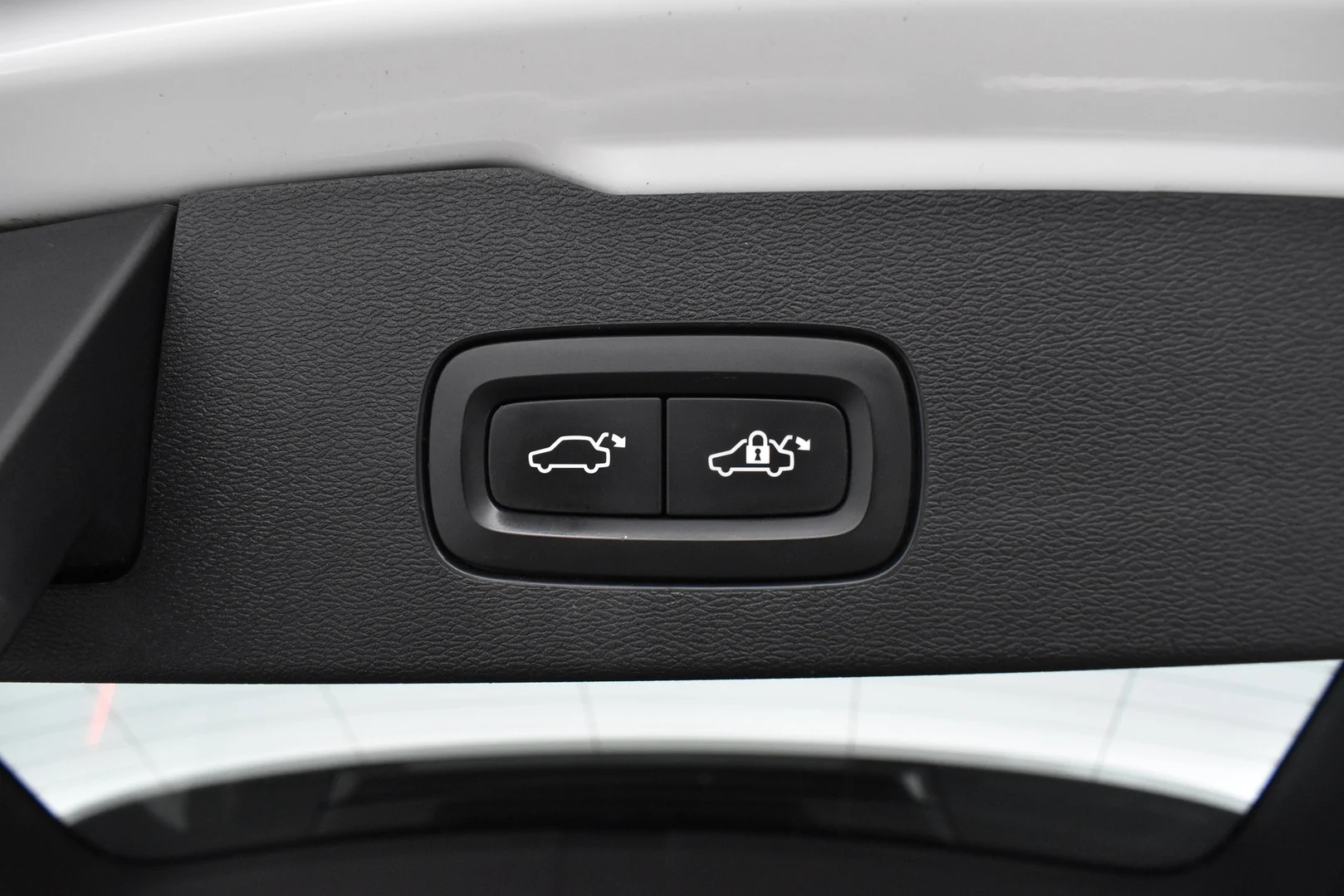 Car Image - GUBVch7mMNyPzyCuasnGS