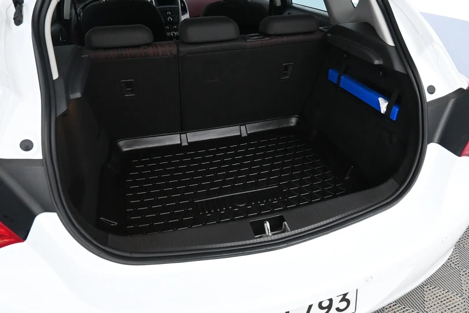 Car Image - 7uFYxQgrBJtc8YTlYIZF09