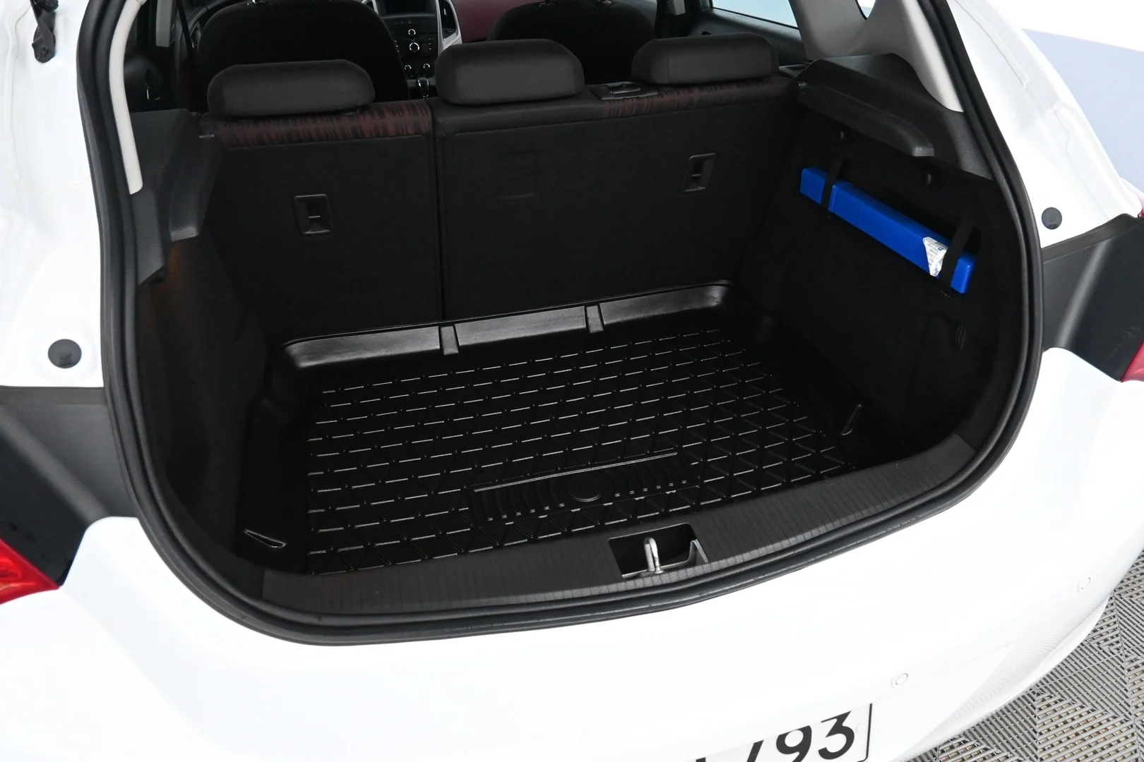 Car Image - 7uFYxQgrBJtc8YTlYIZF09