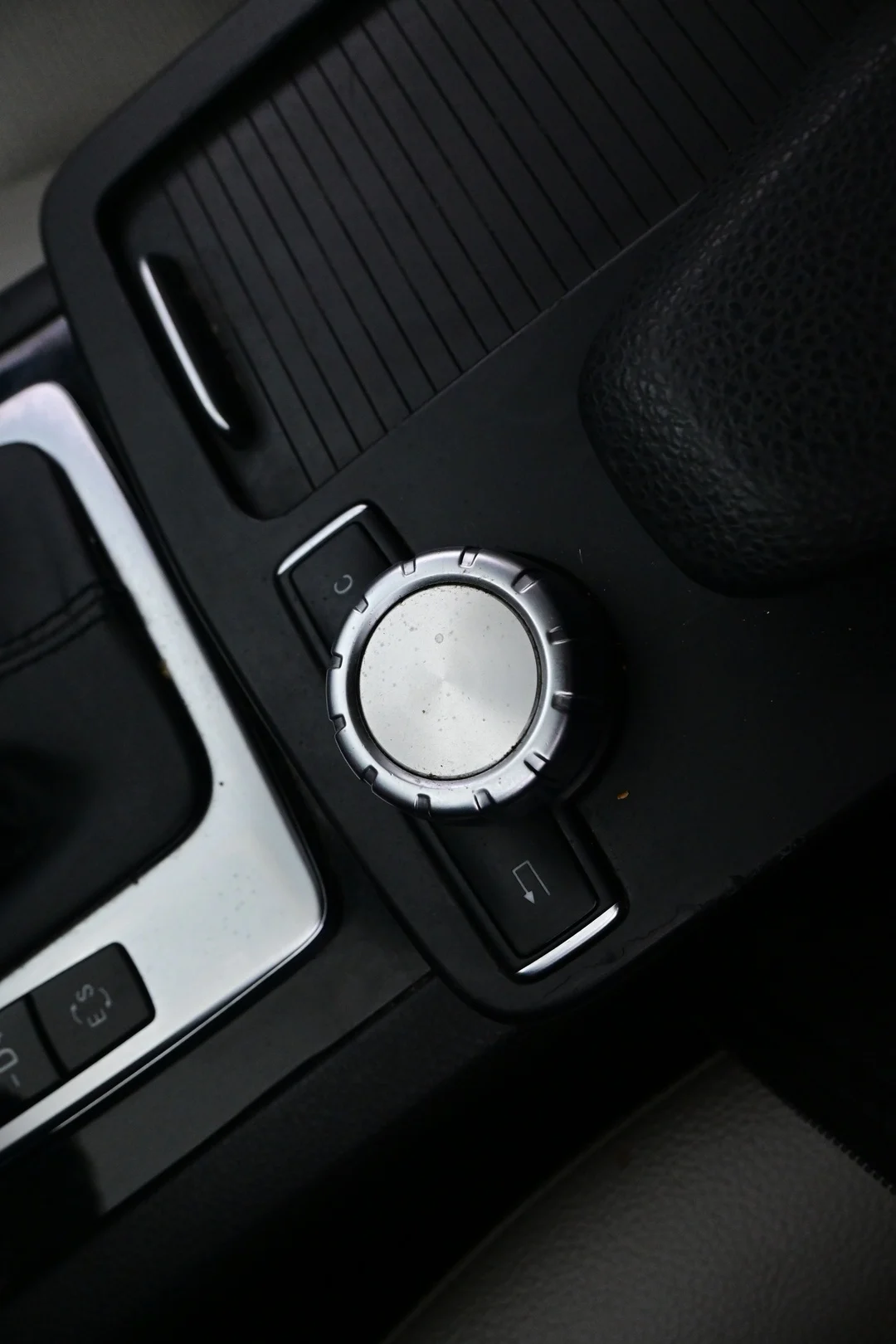 Car Image - 4akd8dqgzXy9COHV6QAsP6