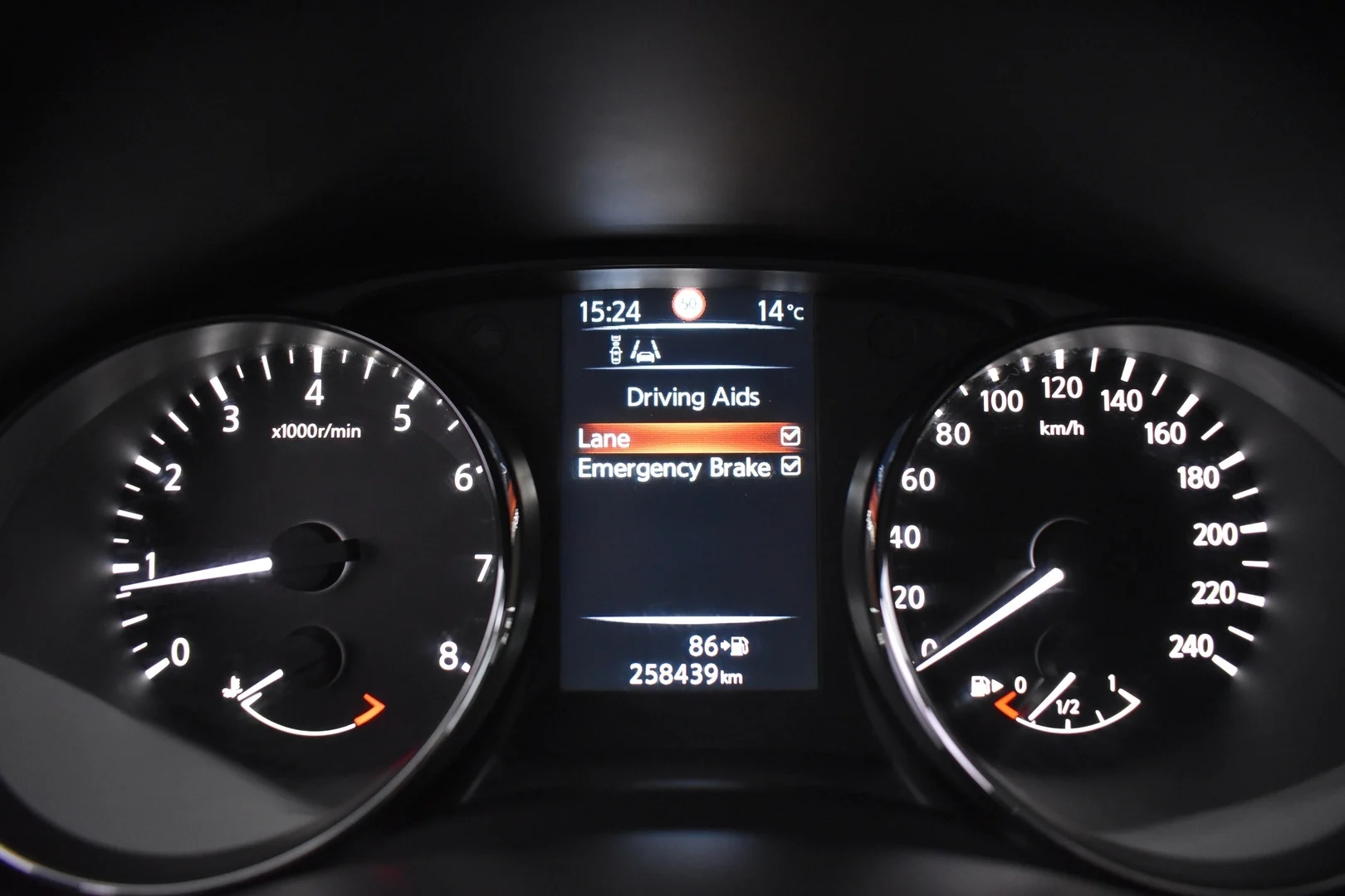 Car Image - 1hKwCaj7XqobHRn7uPAZNI