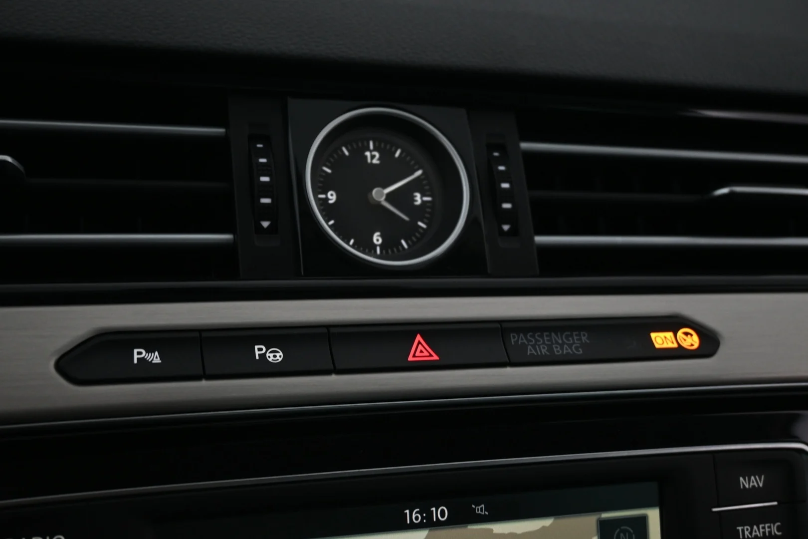 Car Image - 4lmaiNBPDDsb0yZdYsIcMC