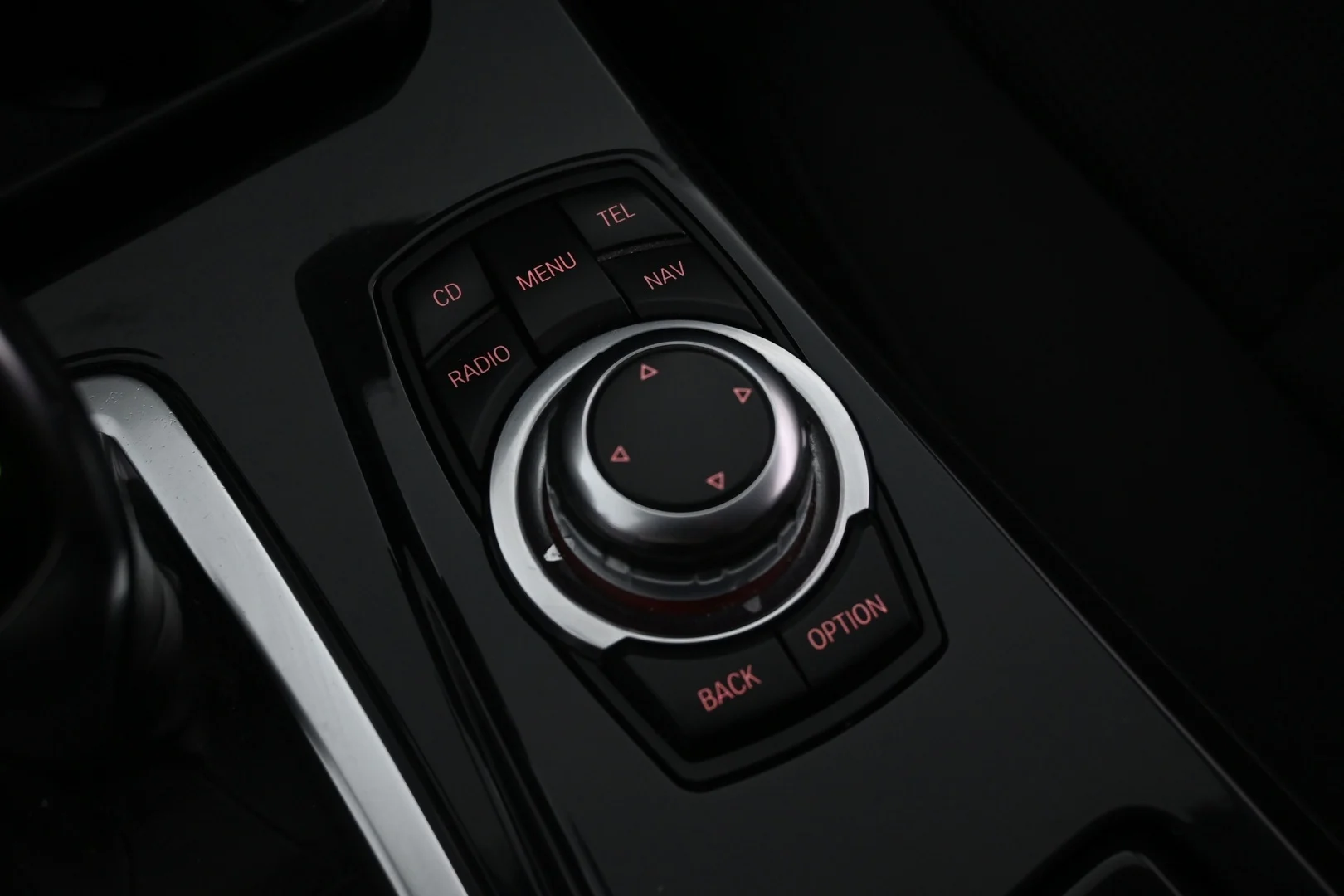 Car Image - 2Nxu3iKaGWjr40NLxiM6di