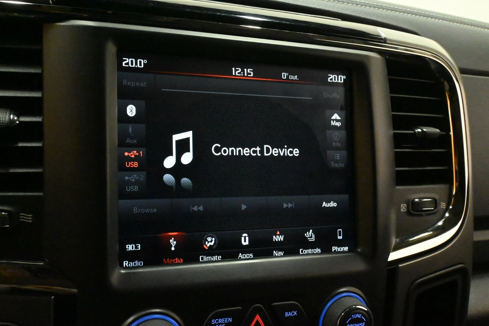 Car Image - 3R2vUdVFBiSs6SuhxVilio