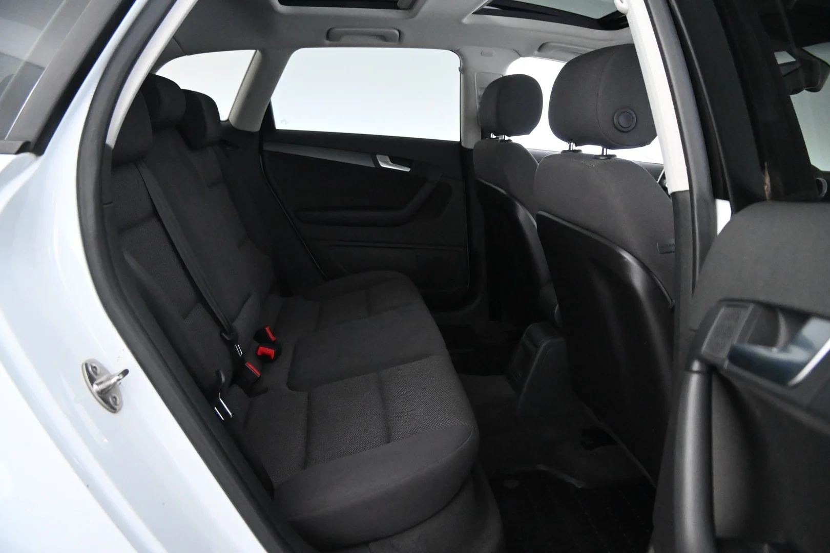 Car Image - 5ZIzuLQPi3T5QCDavSMhWh