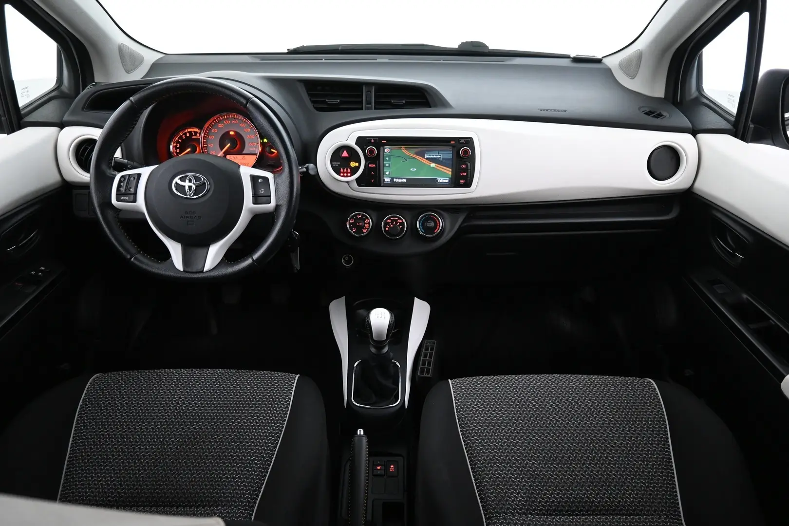 Car Image - 73x0fcfKm9sH7D4s3JQX7m