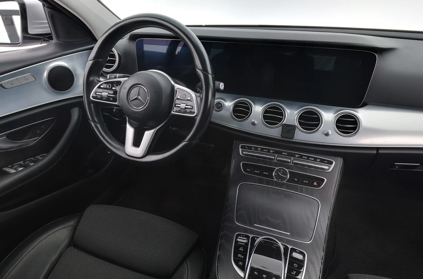 Car Image - 21YgWEP1tylFiEpQBIB64w