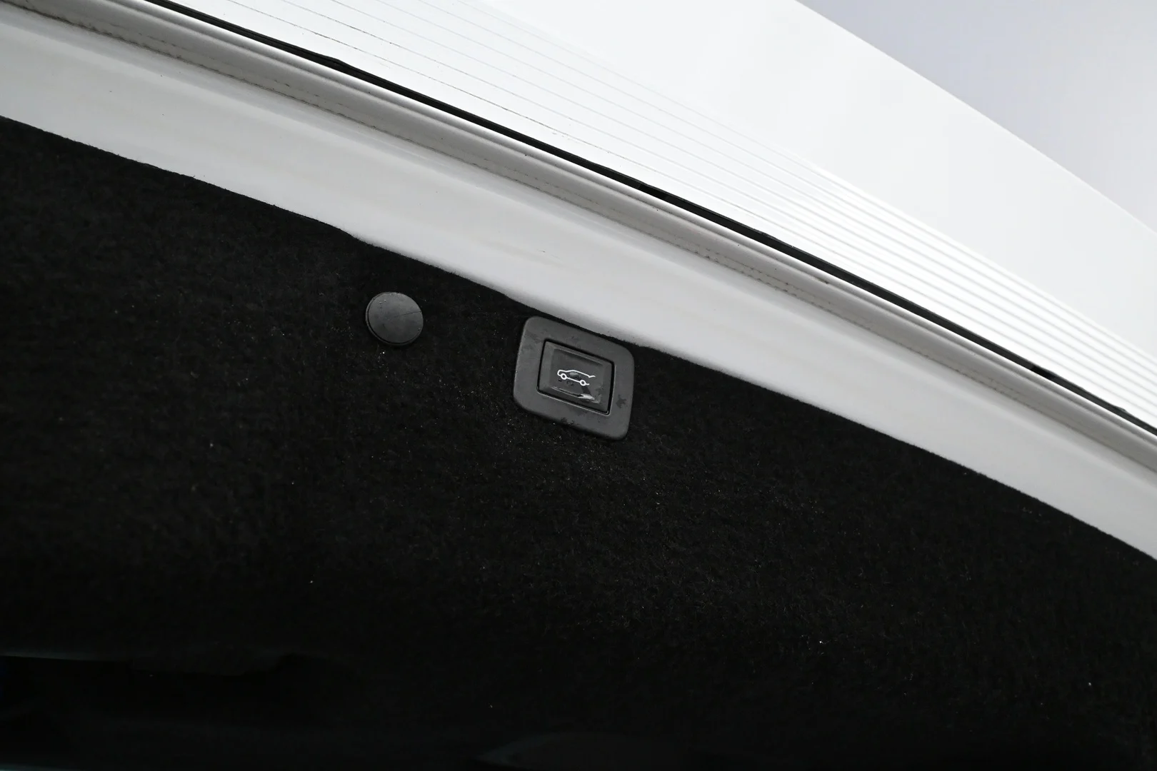 Car Image - 3oBs46ZNGxXDKZ8Qamamb7