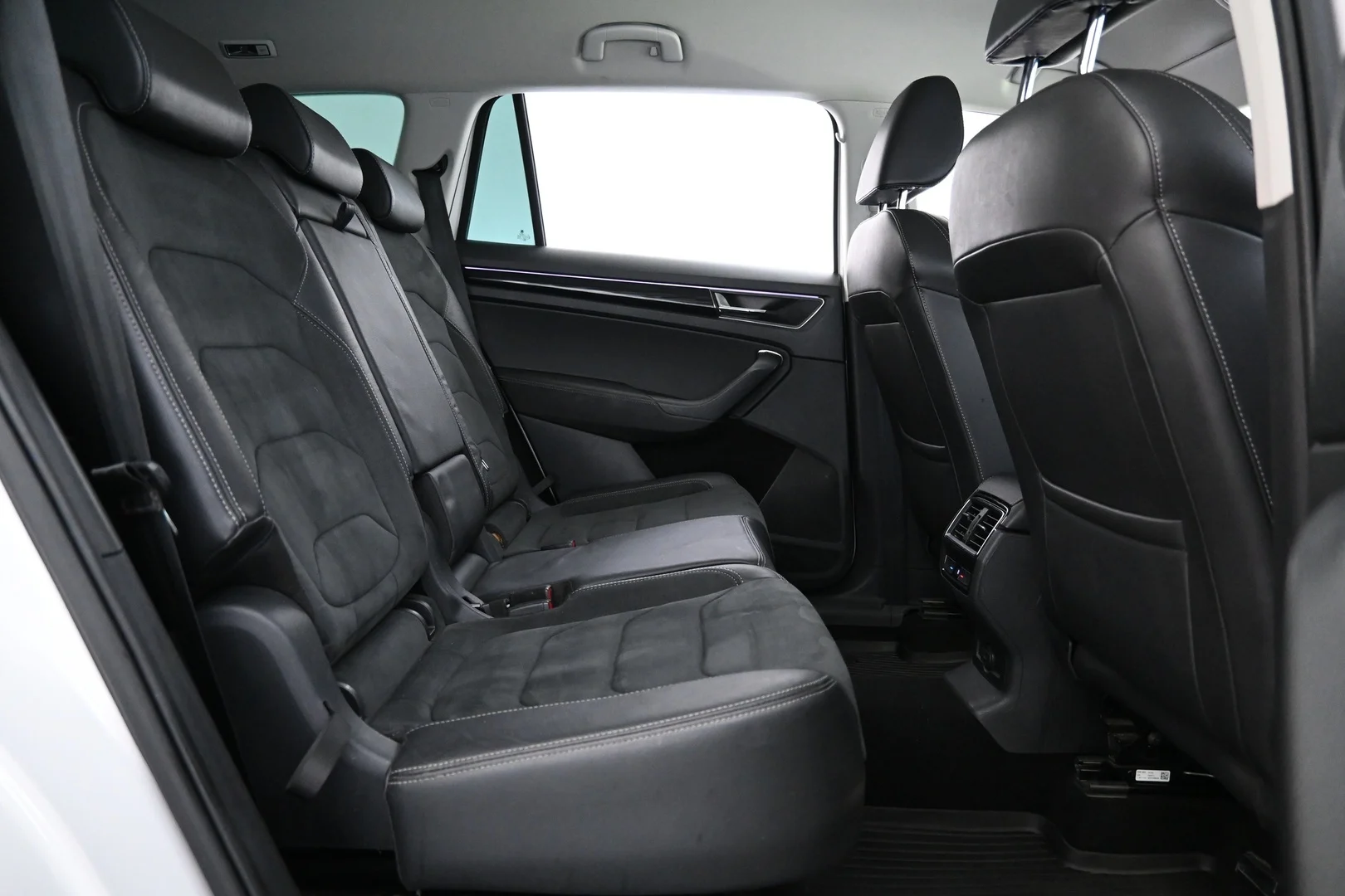 Car Image - 3i2s2QCi35NksRwDAFWeVC