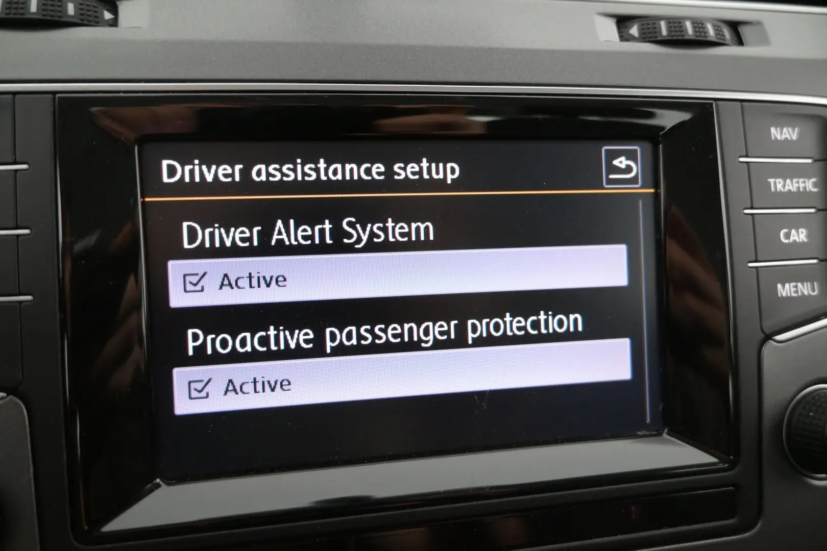 Car Image - 4lvWSzffC6HlW5YYu5w2St