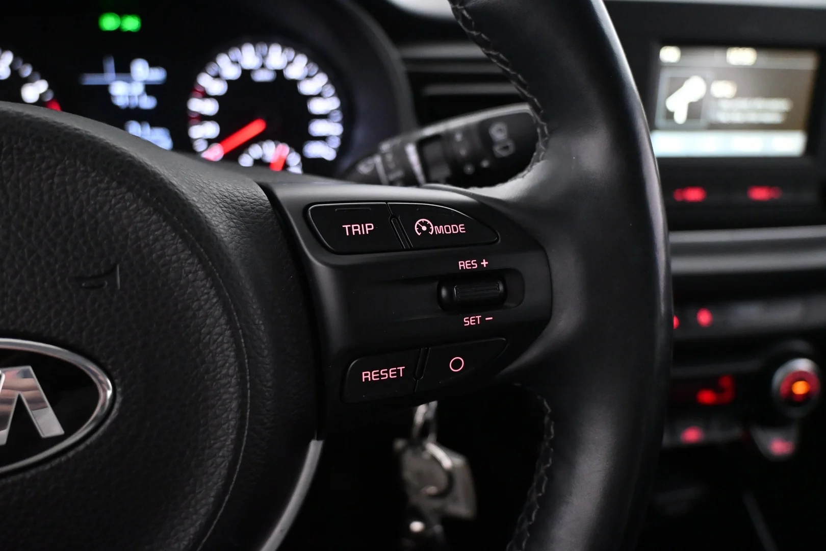 Car Image - 4oys6ahptyR1iaku3eb27A