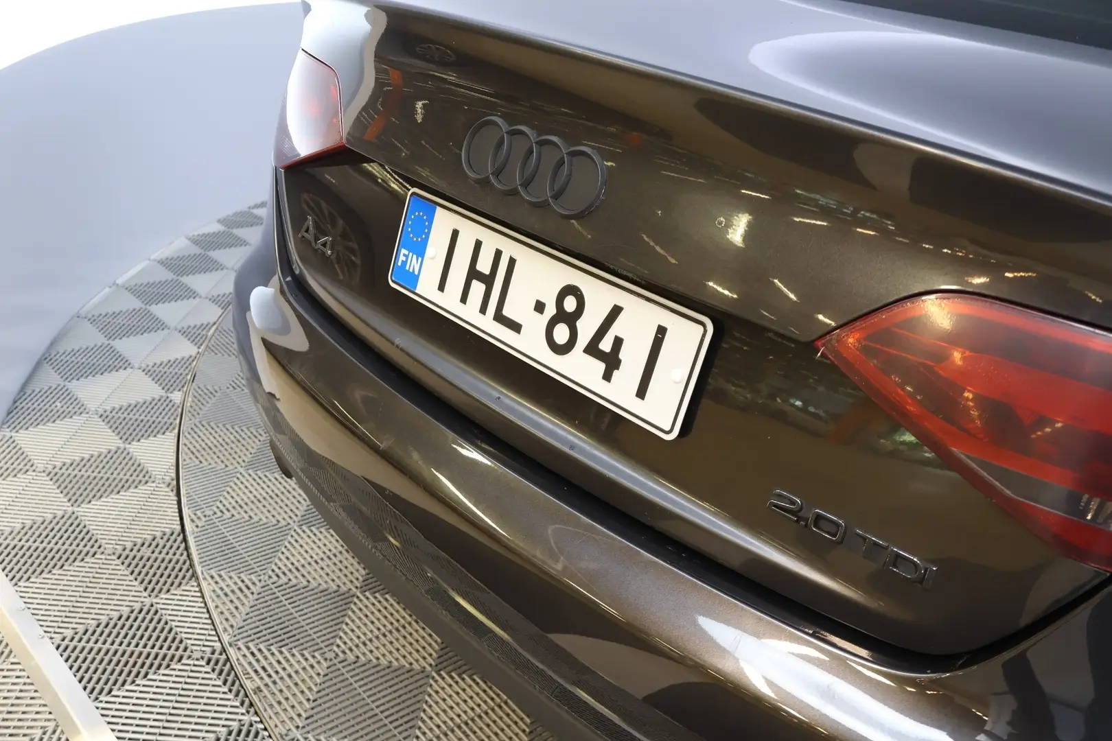 Car Image - 5pWUf4SMECZ8mluCS7VUTQ