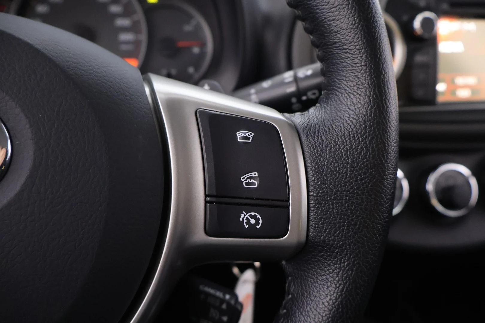 Car Image - 62dRNP6DgMALLo270ZFl3e