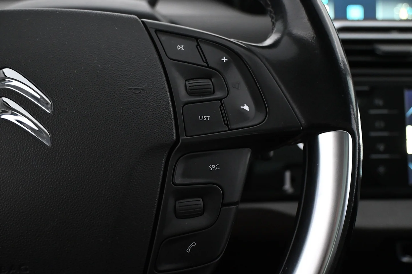 Car Image - 3KWfu8FqugNoJBr93MD7kJ
