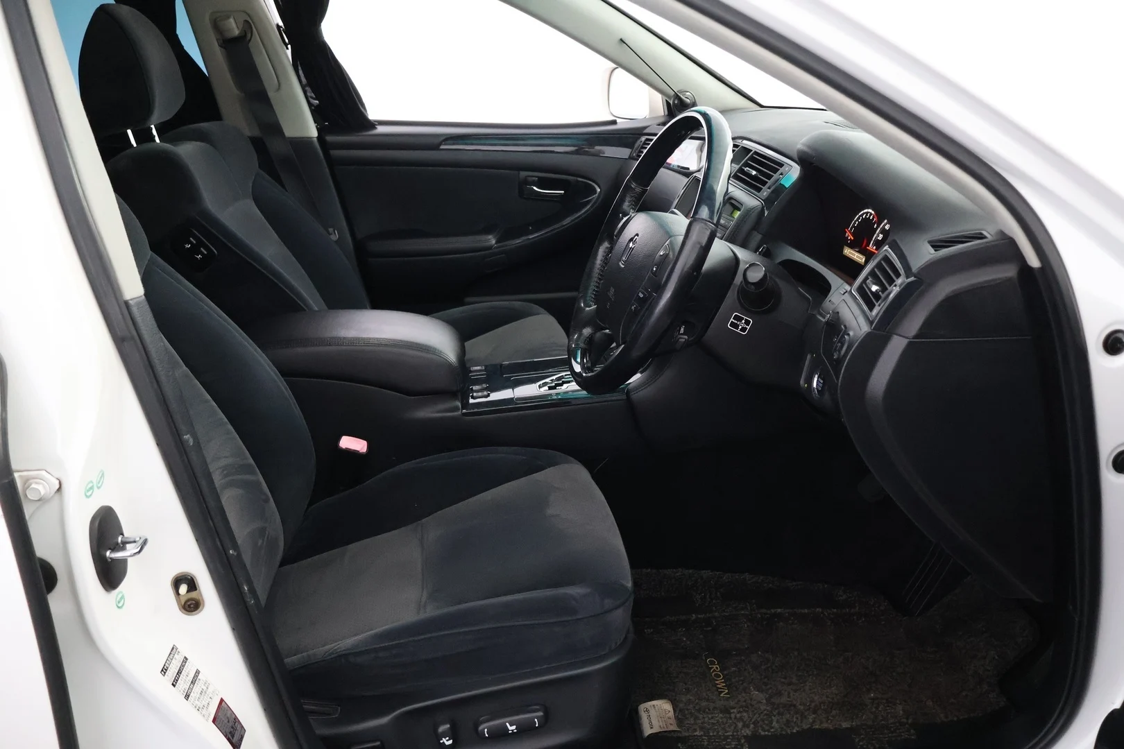 Car Image - nbSRk2c0z5NqciXiZKTUn