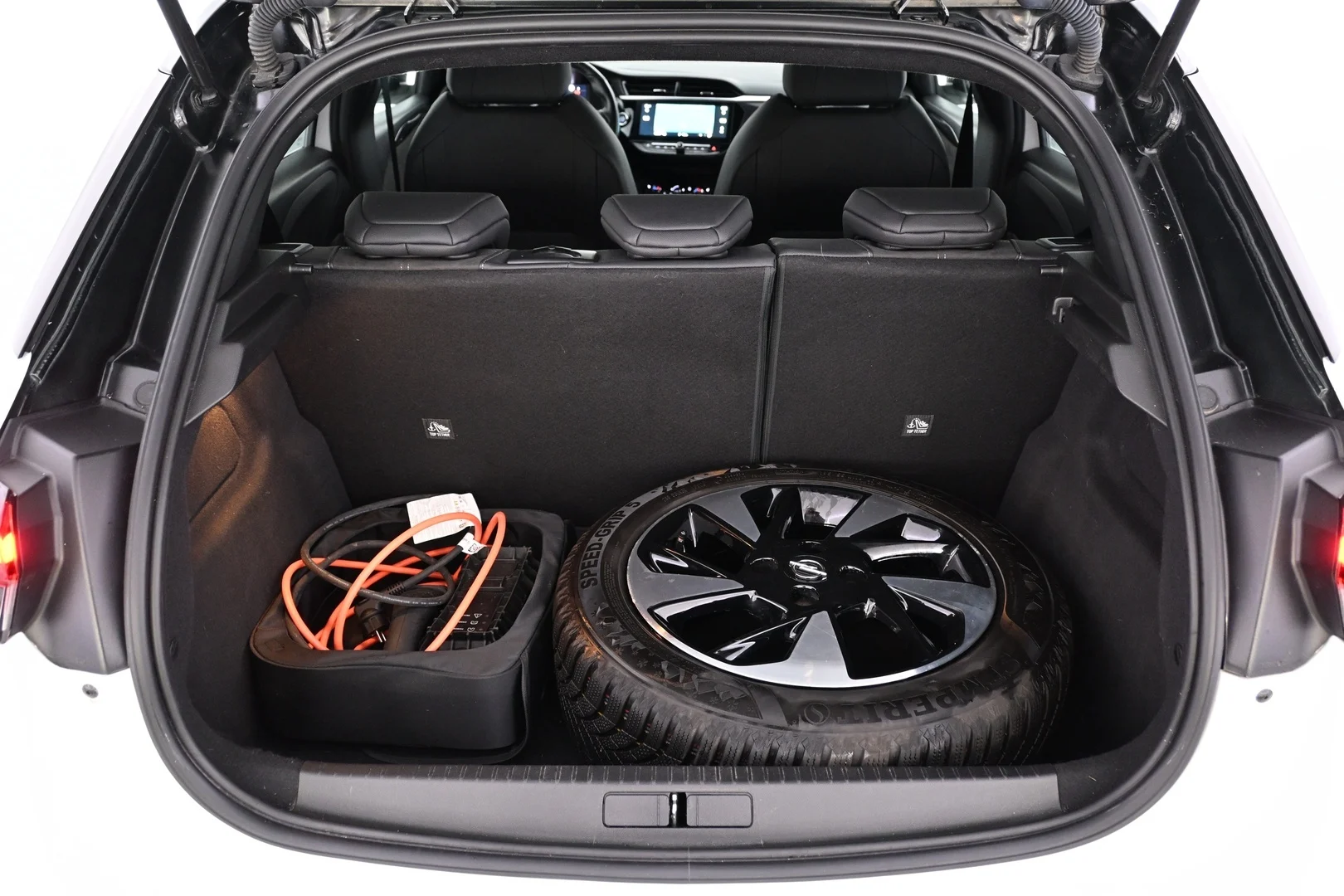 Car Image - 5CEXJae6BSreJ8tsBcq0H8