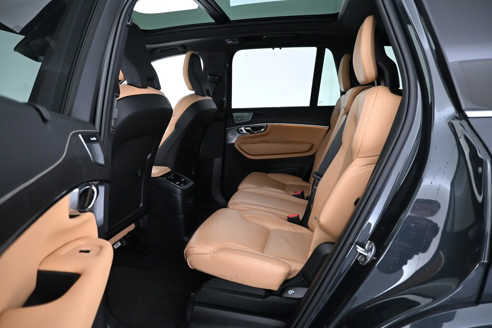 Car Image - 6Gg4fZwDMkFxSgOGrXOx5t
