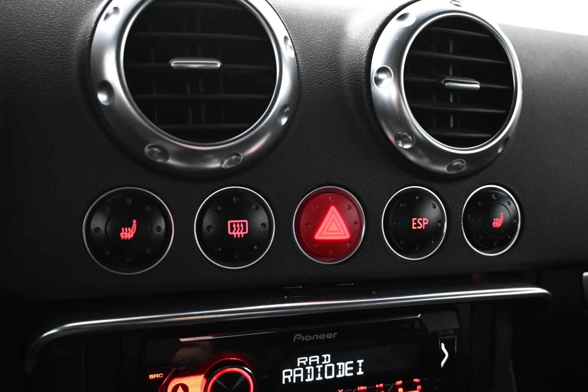 Car Image - 6VxtQi8Kj6qOXzelgtaZ67