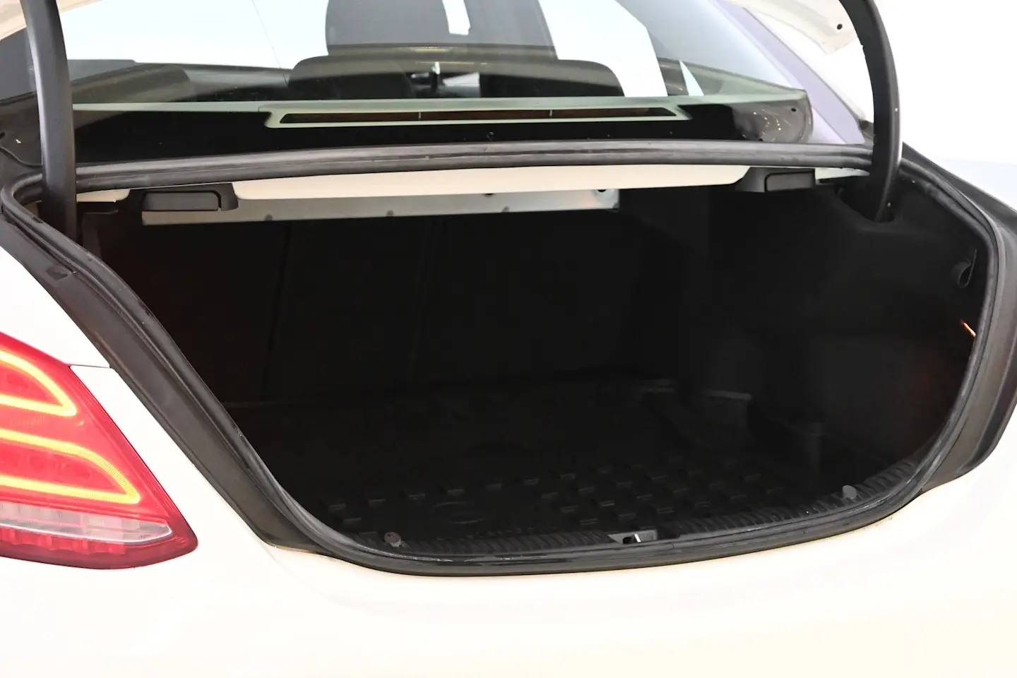 Car Image - 7pTS1EZrqElYoia4v2ClCm