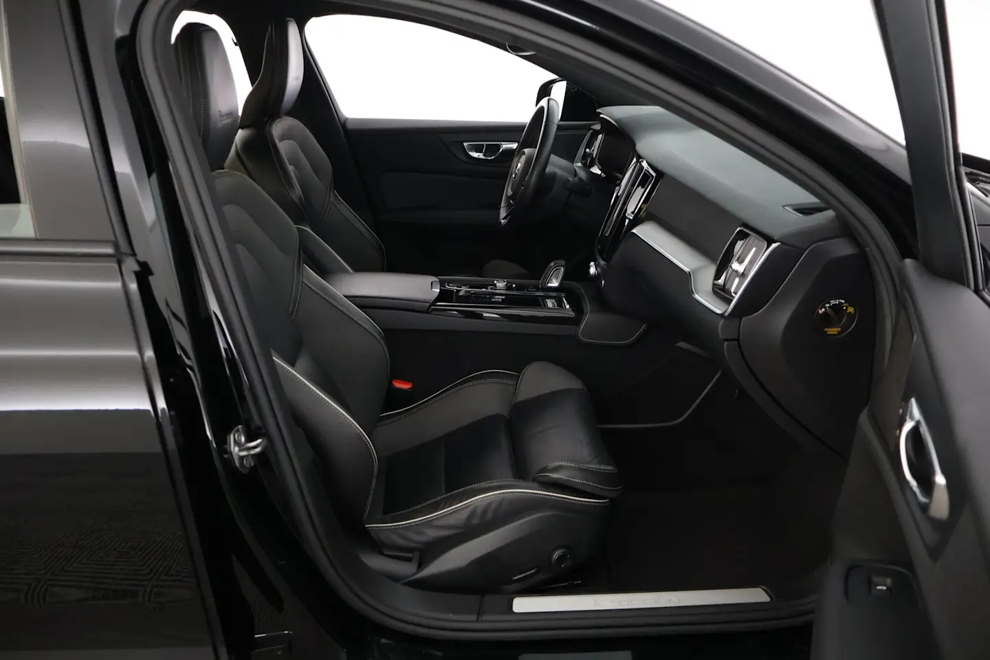 Car Image - 1olxgFvNTP6EKz5pyQxxSl