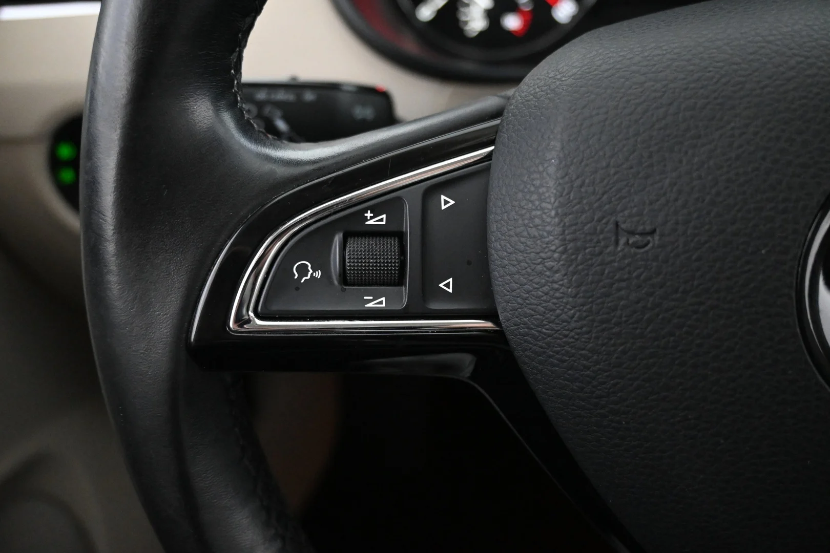 Car Image - H8Y9rGmeNAC2AkkVDRaRl