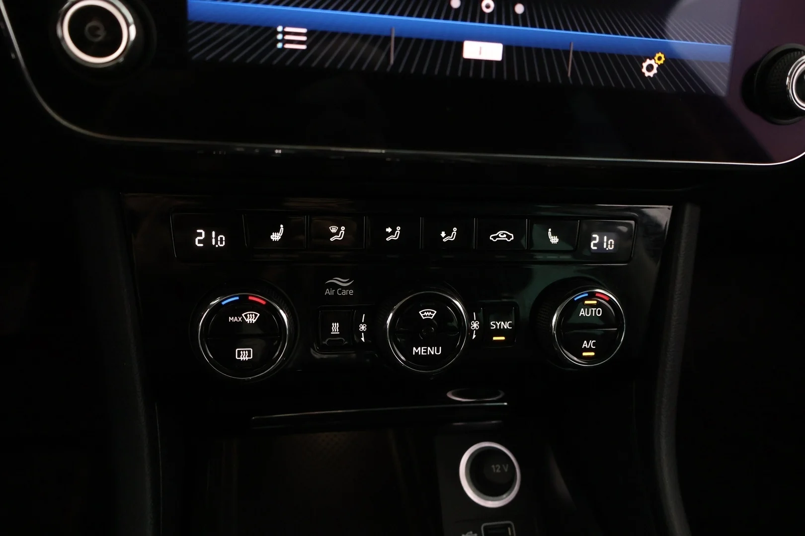 Car Image - 5WDY7csIN0l5btv77q1rXF