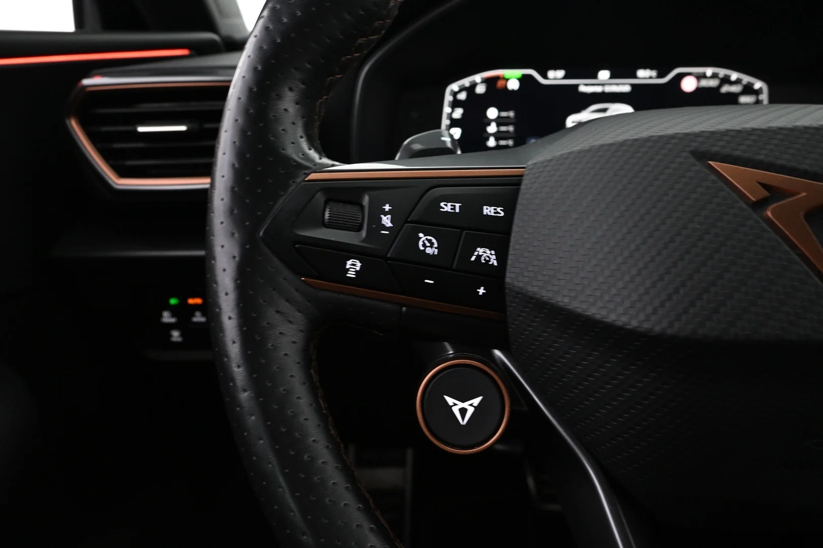 Car Image - e72uo13tcI4NtYQ53dr9Q