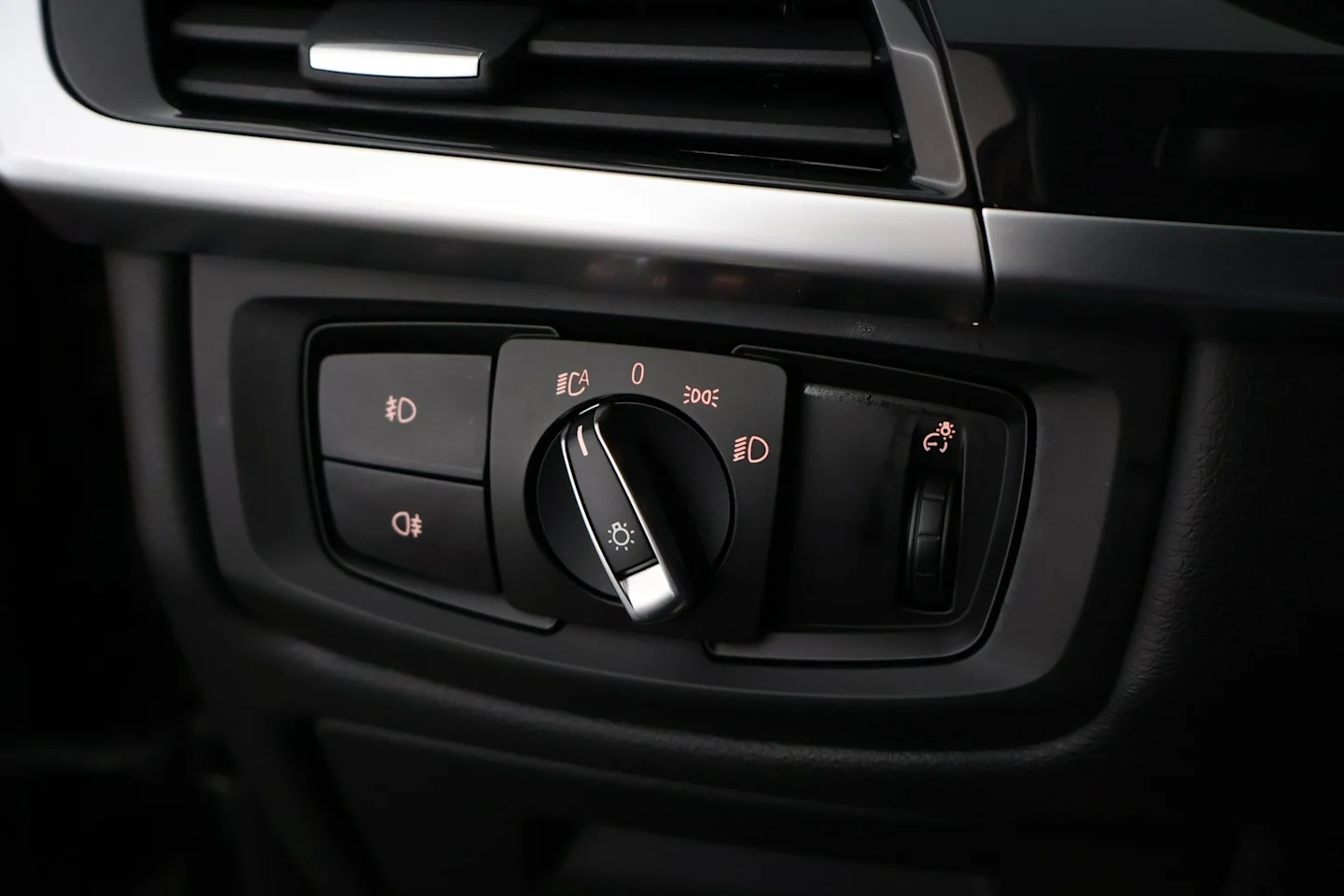 Car Image - 6HGq9ksO9Ac5tXdhEDDBIs