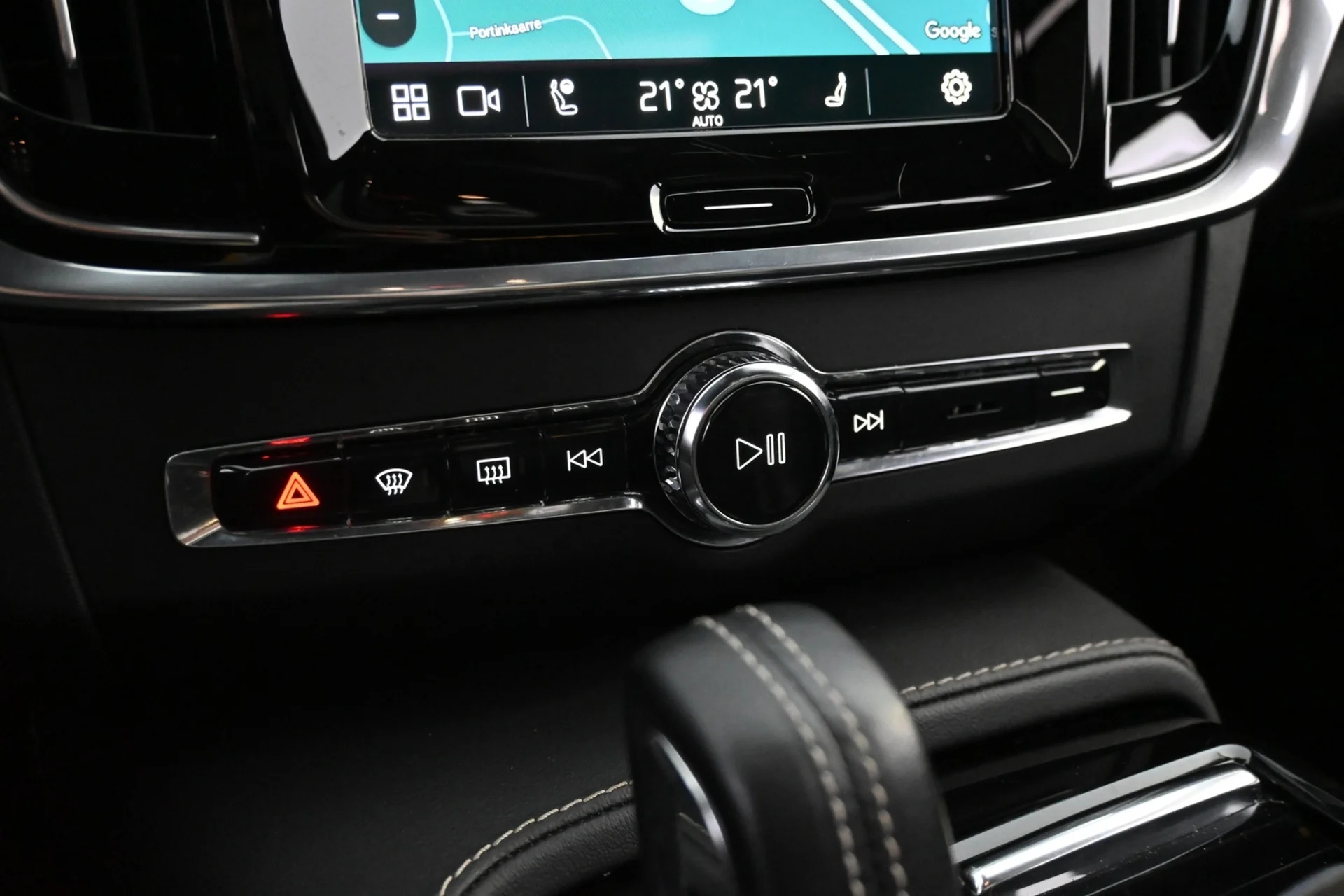 Car Image - 3lOj9wuOTHTSIPb00hsc7W