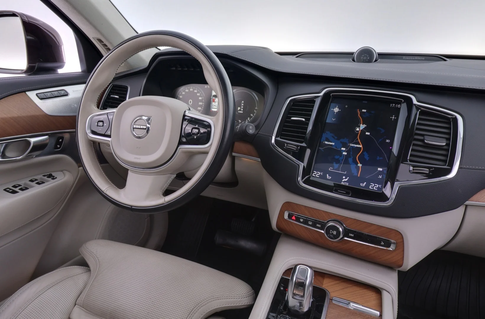 Car Image - z51cht9PwUayRfCMKaHQ3